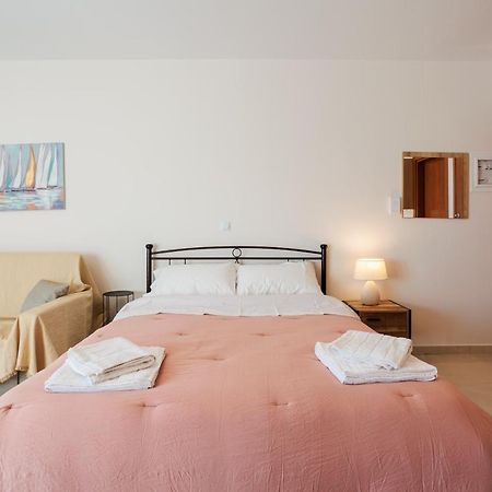 Georgia Seaview Apartment B2 Каламата Екстериор снимка