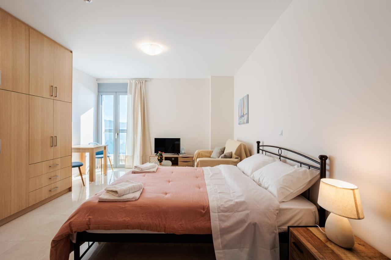 Georgia Seaview Apartment B2 Каламата Екстериор снимка